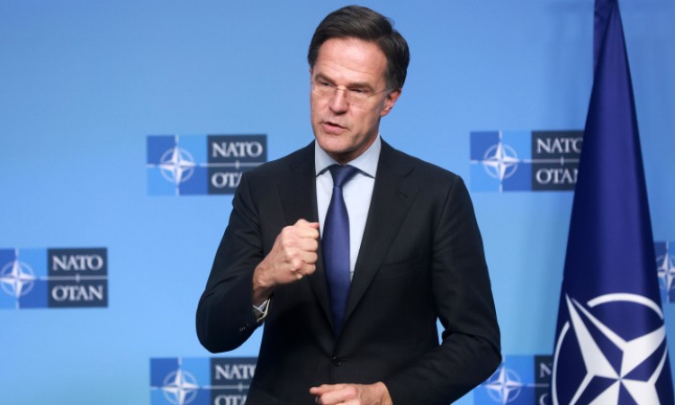 Европа и Канада ударно увеличават разходите за отбрана, доволен e Рюте